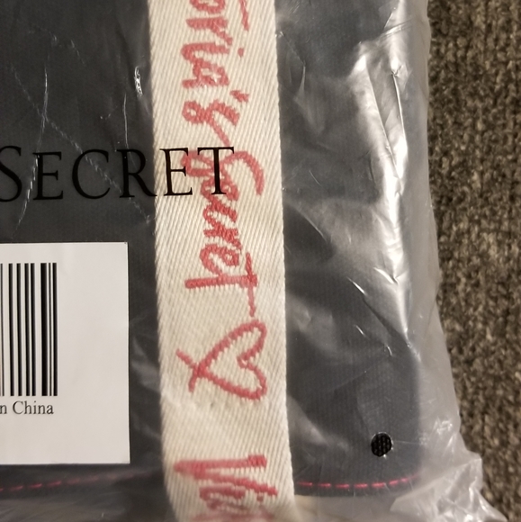 🦋VS WEEKENDER BAG W/OUTSIDE POCKET - Picture 6 of 6